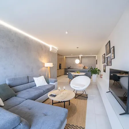 Apartment Nautis *