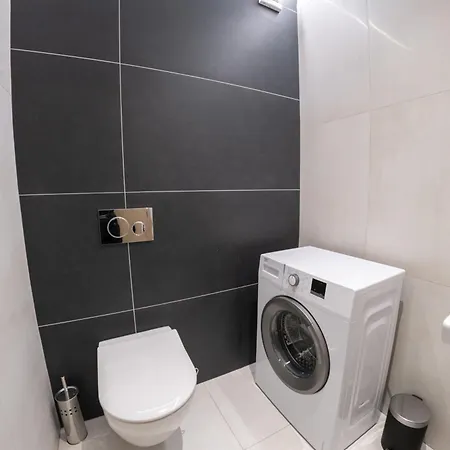 Nautis Apartment Piest'any